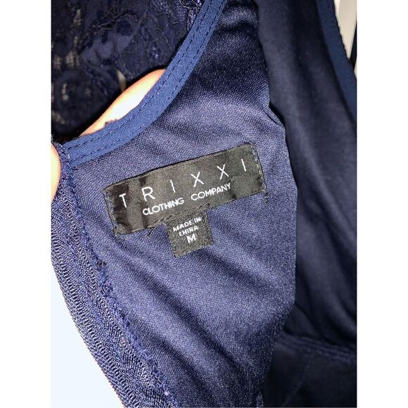 Blue lace romper size medium - Picture 4 of 4